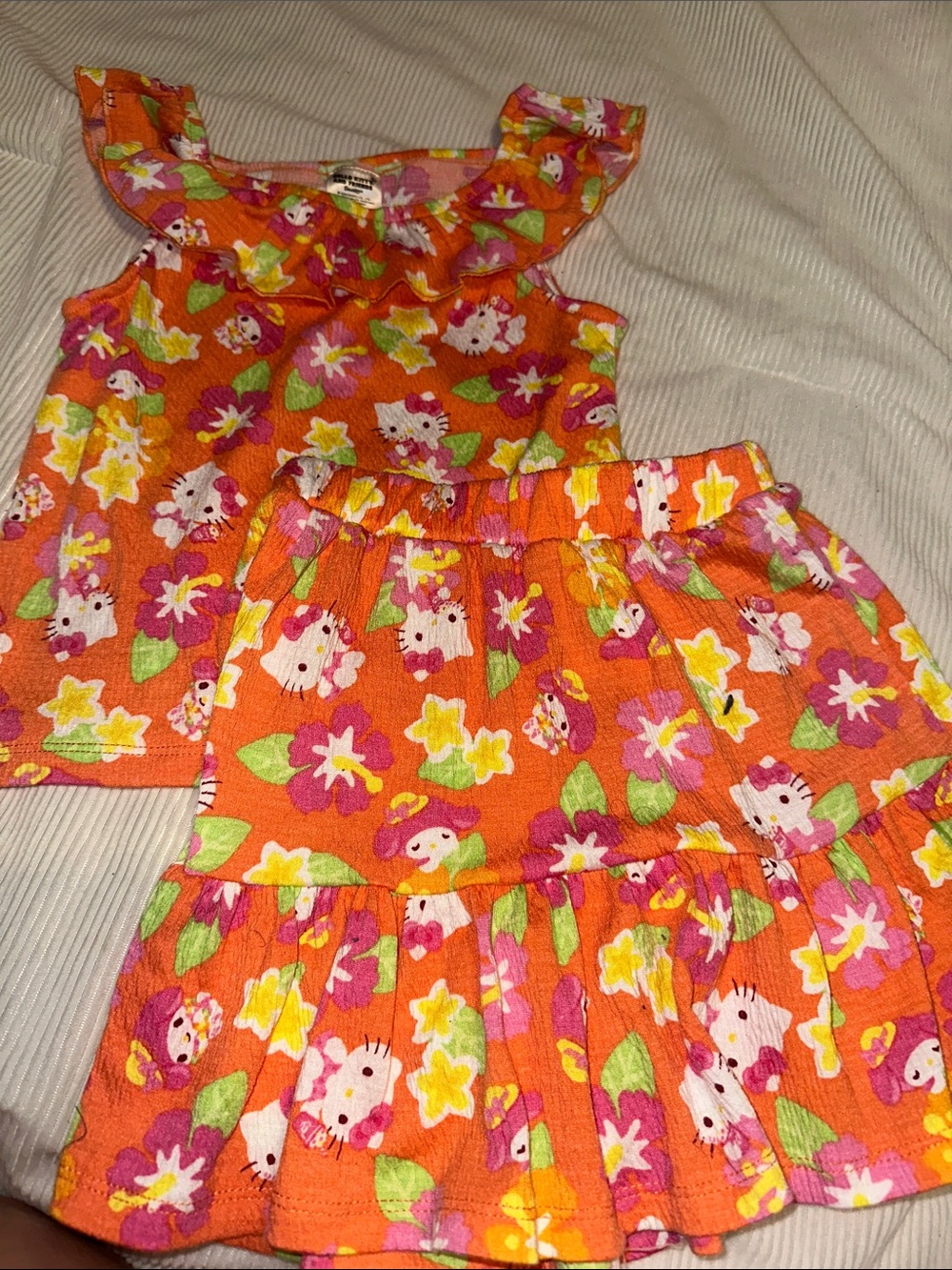 Hello kitty outfit